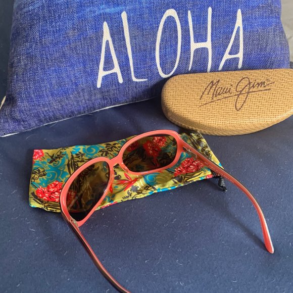 Maui Jim Rainbow Falls Sunglasses - Picture 3 of 4